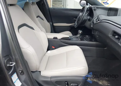 2021 Lexus Ux 250H z USA, uszkodzony, nr VIN JTHP9JBH4M2045562